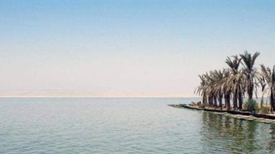 توجد بها ثروات قارون وكانت الملاذ الوحيد للملك فاروق وتسكنها الزواحف والذئاب والثعابين الحمراء ... بحيرة قارون بين الحقيقة والخرافات