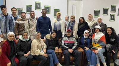 طلاب الجغرافيا بآداب القاهرة في زيارة علمية للمرصد الفلكي الكبير بالقطامية