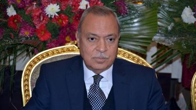 محافظ القليوبية يترأس غرفة عمليات لمتابعة جولة الإعادة بانتخابات مجلس الشيوخ