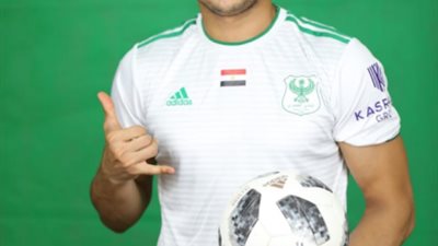 المصري يستعيد إسلام صالح بعد عام من الغياب