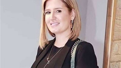 هنا شيحا تتحدث عن أسرار في حياتها الشخصية وأقرب الأشخاص إلى قلبها