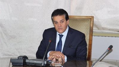 خطة ”التعليم العالي” لجذب 140 عالما مصريا للتدريس بالجامعات الأهلية