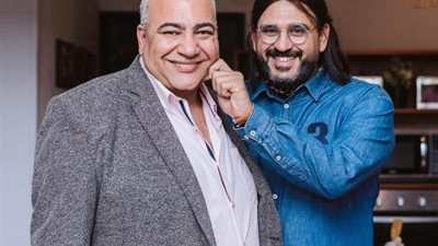 أكرم حسنى برفقة بيومى فؤاد من كواليس ”مكتوب عليا”