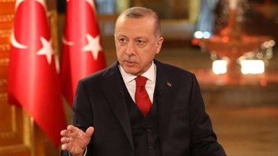 بالصور.. أردوغان يؤدي مناسك العمرة مع مسئولين سعوديين