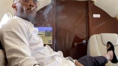 بالفيديو.. محمد رمضان يعود إلى مصر على متن طائرته الخاصة