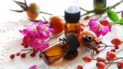 جمال وإشراقة بشرتك مع «زيت وردة المسك».. إليك التفاصيل