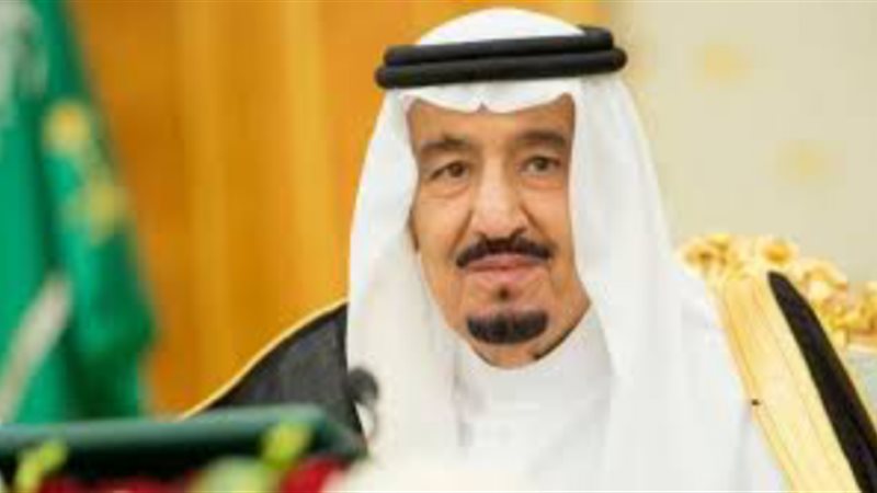 الملك سلمان خادم