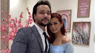 كلاكيت تانى مرة.. محمود المهدى يعلن عودته لزوجته الفنانة منة عرفة