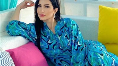 نسرين طافش تخطف الأنظار بجمالها في أحدث جلسة تصوير