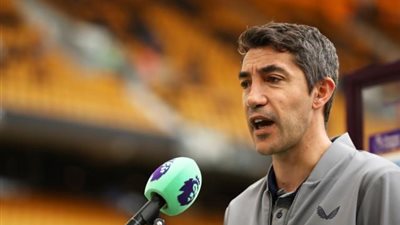 إصابة مدرب وولفرهامبتون بفيروس كورونا