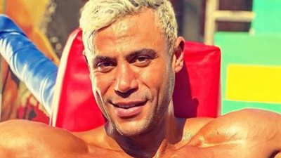 محمد إمام يروج لفيلمه الجديد ”عمهم” ويعلن موعد عرض العمل