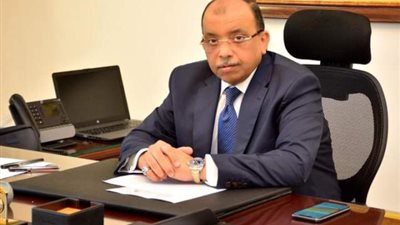 وزير التنمية المحلية يُنعي شهداء الوطن من أبناء القوات المسلحة في حادث سيناء الإرهابي