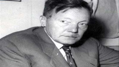 بيرم التونسي.. هكذا فضح الباذنجان والبامية النزوات الجنسية في قصر الأسرة الحاكمة.. ولهذا السبب نُفي الشاعر التونسي إلى فرنسا