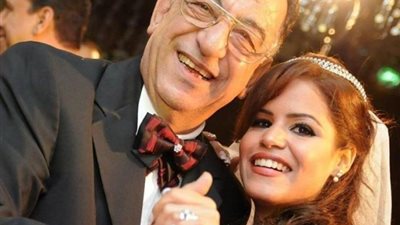 نجلة أحمد راتب ترد علي الهجوم الذى تعرضت له بسبب محمد فراج وزوجته