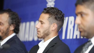 ميدو يفجر مفاجأة: قيمة عقد رمضان صبحي مع بيراميدز بنفس قيمته مع الأهلي