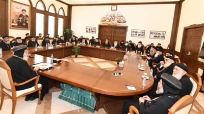 شاهد..  لقاء البابا تواضروس بمجمع كهنة إيبارشية المحلة الكبرى