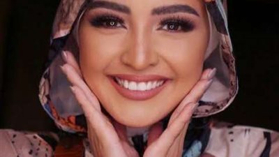 هلا رشدي تطالب بقانون بمنع الإيحاءات الجنسية في الأعمال الفنية