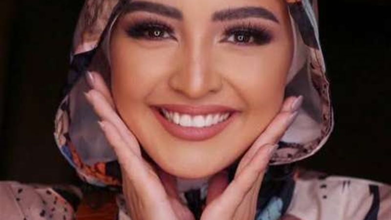 هلا رشدي