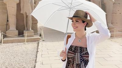 نسرين طافش فى جلسة تصوير جديدة من الأقصر