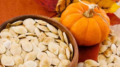 تتمتع بالكثير من الفيتامينات والمعادن.. فوائد صحية تجهلينها عن بذور اليقطين فما هي؟