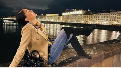 غادة عبد الرازق بإطلالة مميزة في أحدث جلسة تصوير