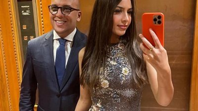 جنات تغازل زوجها في يوم ميلاده بكلمات رومانسية