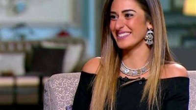 أمينة خليل تعترف: أرفض القبلات وتعرضت للتنمر ولم  أتقاض أجر على ظهور مع رامز جلال