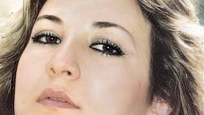 تزوجت 4 مرات.. وأضربت عن الطعام بسبب والدها ..  وهذا سبب  اعتزالها .. حكايات في حياة نجمة الإغراء جالا فهمي