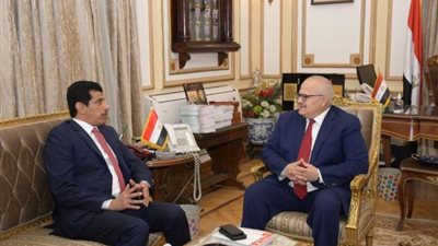 بالصور .. تفاصيل لقاء رئيس جامعة القاهرة وسفير قطر بالقاهرة