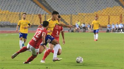 الأهلي يحافظ على سجله خاليا من الهزائم أمام الإسماعيلي للموسم التاسع