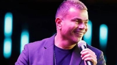 عمرو دياب يشعل حفله الغنائي الأخير بأجمل أغانيه