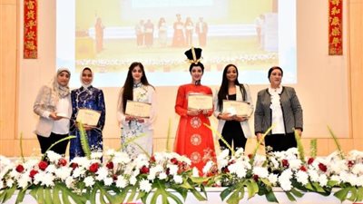 طالبات بجامعة القاهرة يفزن بالمركزين الأول والثالث في المسابقة الصينية