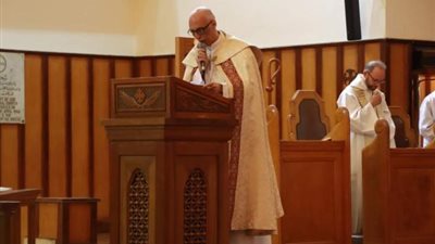 شاهد.. «الأسقفية» ترفع شعار كنيسة حية تغير المجتمع للأفضل