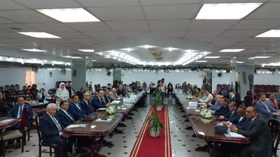 جامعة بنها تنظم حوار مجتمعي لأصحاب الأعمال بالقليوبية