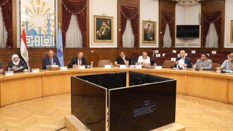 إجتماع محافظ القاهرة