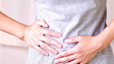 بعيدا عن السمنه.. الإنتفاخ المستمر علامة لمرض خطير