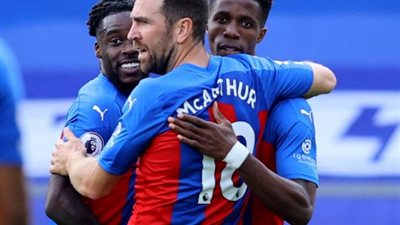 الدوري الإنجليزي.. كريستال بالاس يتقدم بهدف على ساوثهامبتون في الشوط الأول