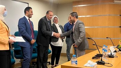 ختام دورة «التميز فى خدمة العملاء» للعاملين بـ«الكهرباء»