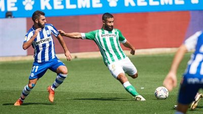 ريال بيتيس يلدغ ألافيس بهدف +90 في الدوري الاسباني