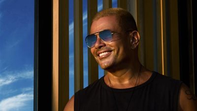 عمرو دياب يطرح أغنية” هتدلع” بطريقة ”ريمكس رودج”