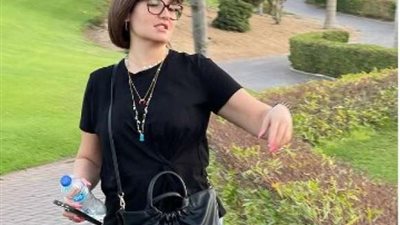 هنا شيحة تتألق بإطلالة صيفية فى أحدث ظهور لها