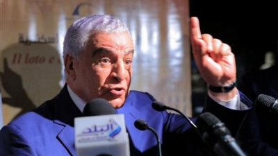 زاهي حواس يعلن عن كشف أثرى سوف يهز العالم