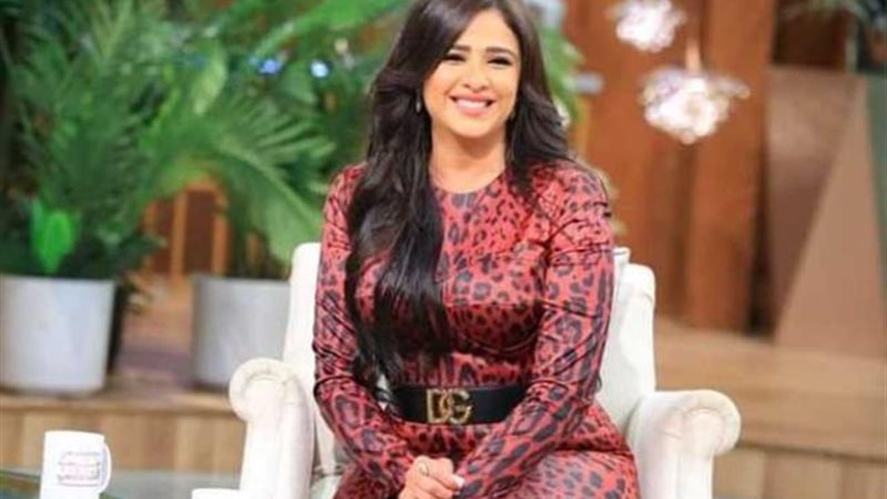 ياسمين عبد العزيز
