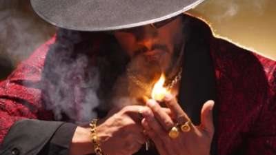 محمد رمضان يروج لأغنيته الجديدة ”تنطيط”