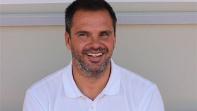 رسميًا.. الجونة يقيل مدربه البرتغالي بيدرو بارني