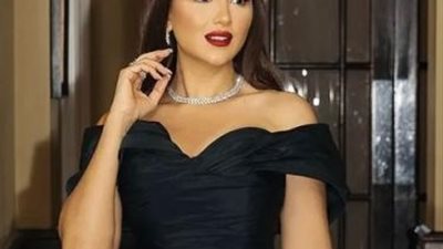 مى عمر بإطلالة شتوية فى شوارع لندن