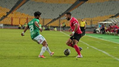 60 دقيقة.. طرد أحمد فتحي وتصدي الشناوي لركلة جزاء أمام الاتحاد السكندري