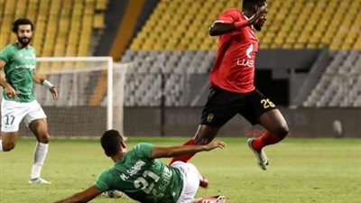 75 دقيقة.. الأهلي ناقص العدد أمام الاتحاد السكندري ومازال التعادل السلبي قائم