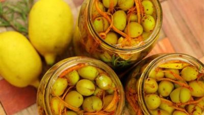 تعرفي على أسهل طريقة لتحضير «زيتون مخلل بالليمون»