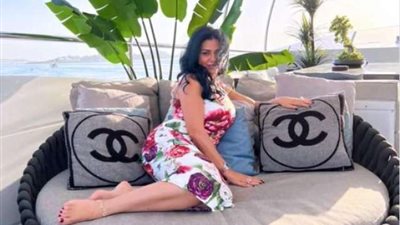 رانيا يوسف تخطف الأنظار بإطلالة مميزة